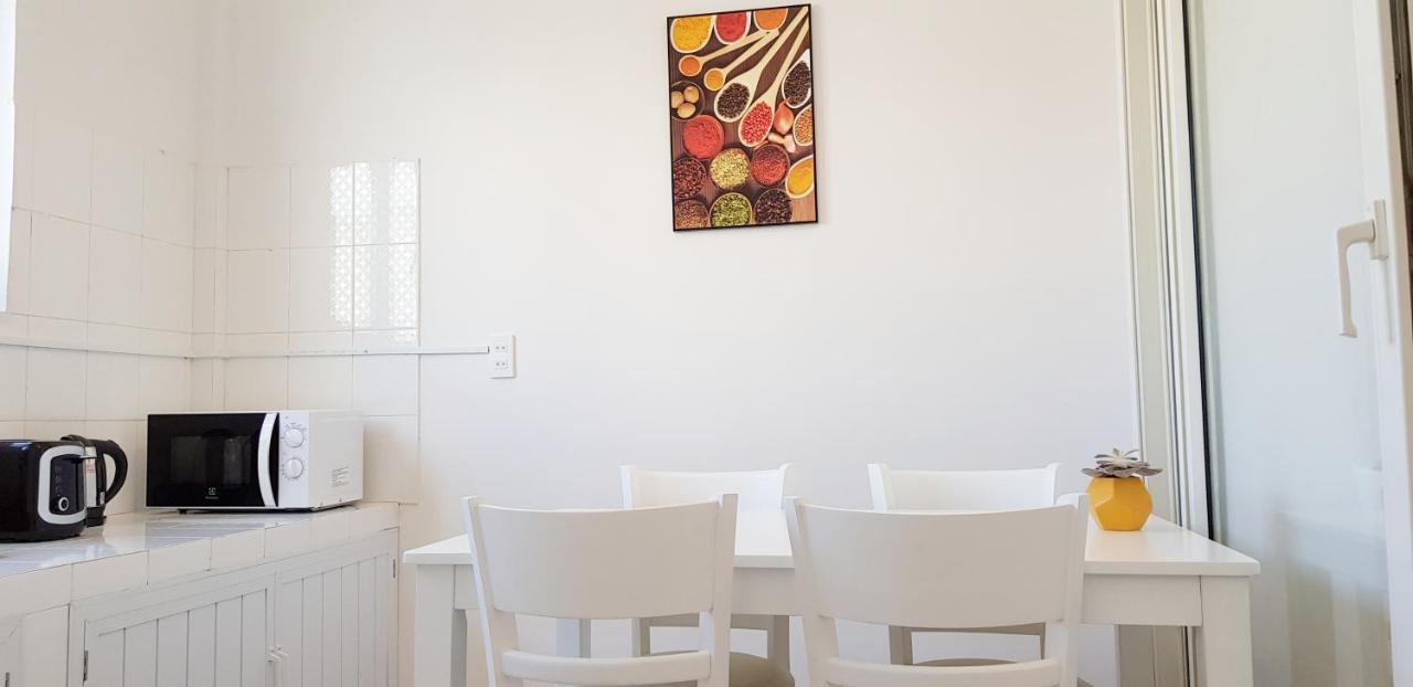 Chic Studio Homestay Хюе Екстер'єр фото