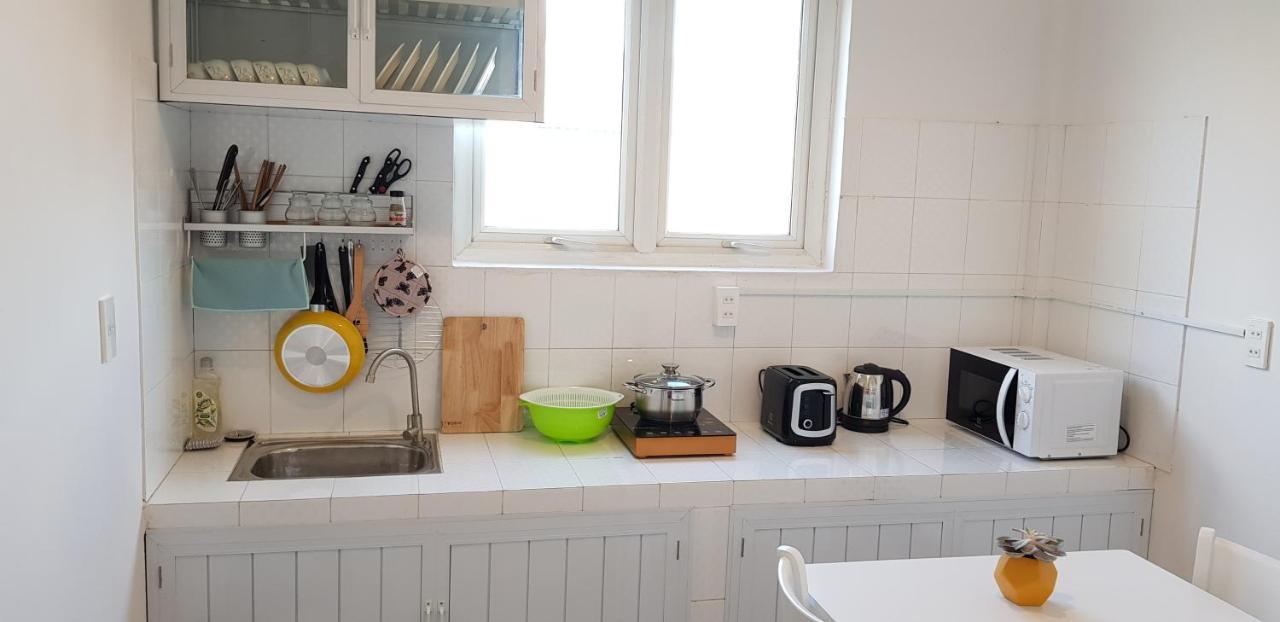 Chic Studio Homestay Хюе Екстер'єр фото